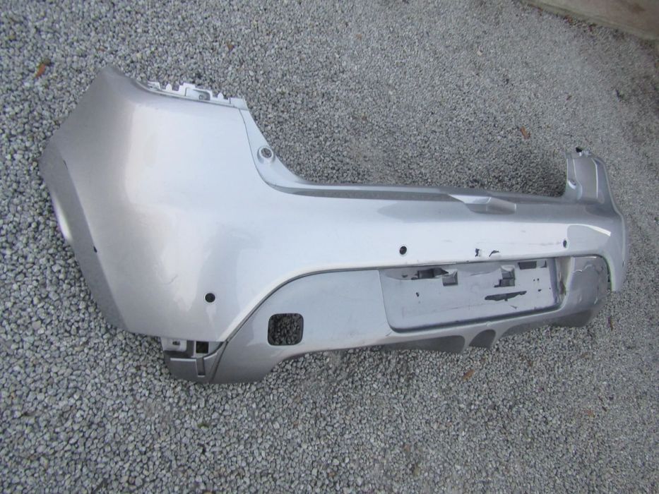 Para-choques traseiro Renault Clio IV GT Line(c/ danos , ver detalhes)