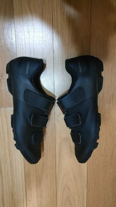 Sapatos MTB Shimano SH-XC100