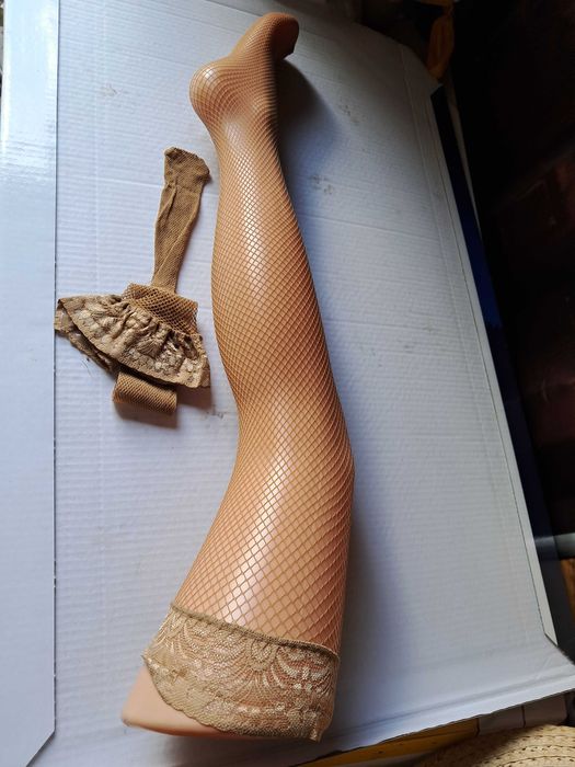 Rajstopy ze szwem i we wzory