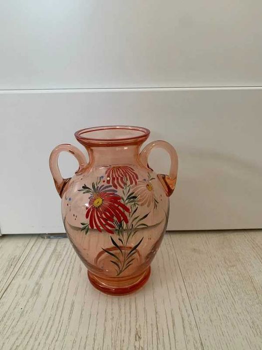 Wyjątkowy wazon ręcznie malowany kwiaty