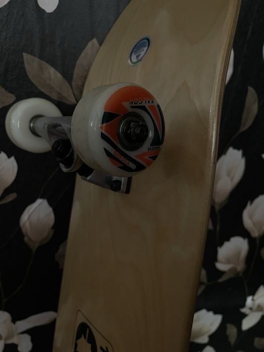 продам скейтборд