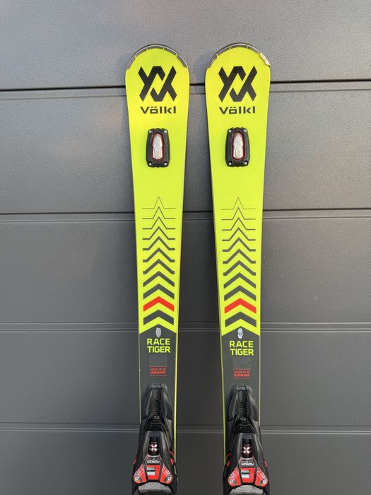 Narty Volkl Racetiger SL 165
