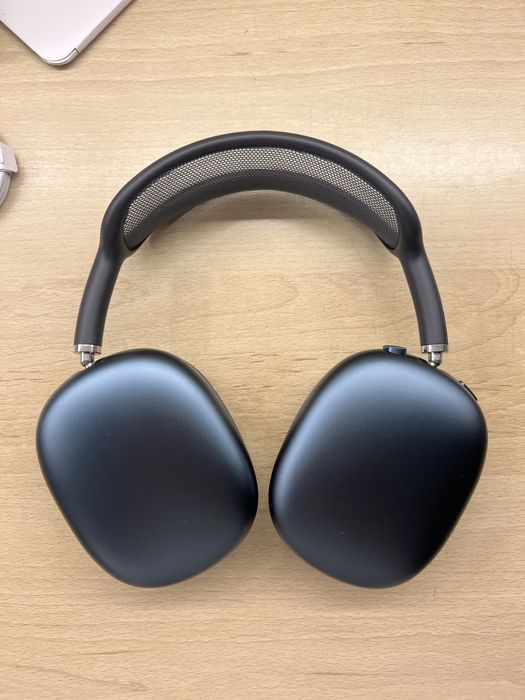 AirPods Max Midnight