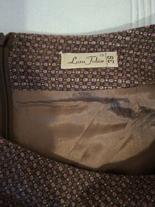 Spódnica wełniana Lara Fabio