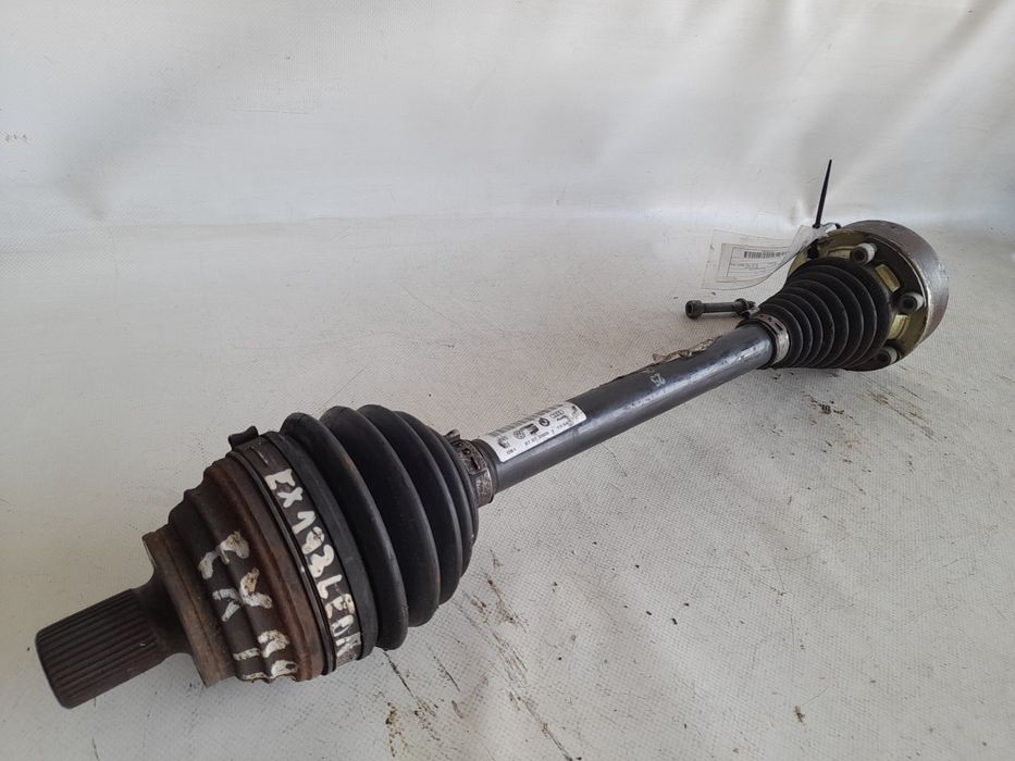 Transmissão frente esquerda SEAT Leon (1P1)