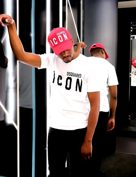T-shirt excelente qualidade DSQ2