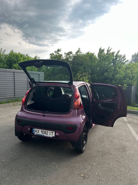 Продам автомобіль Peugeot 107