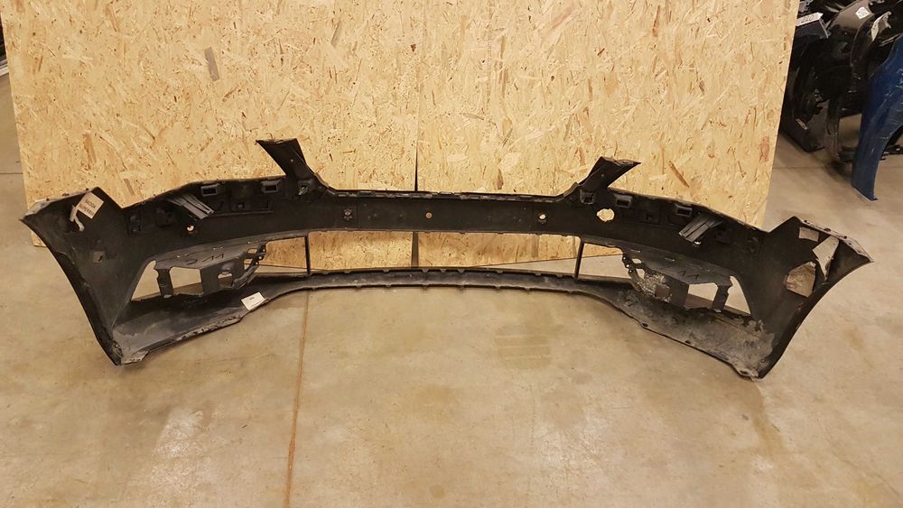 Skoda Superb III Lift zderzak przód przedni