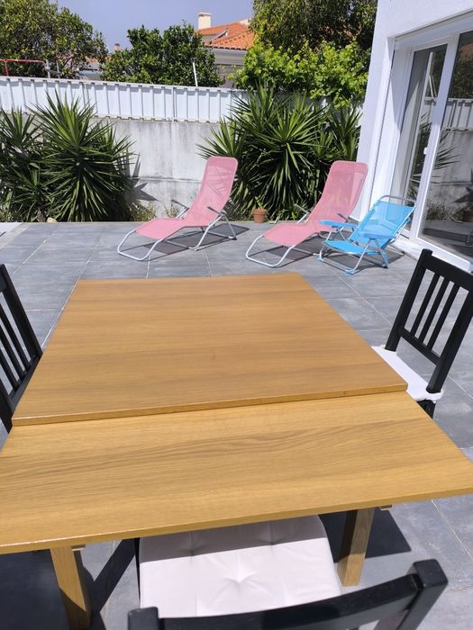 Mesa extensível e cadeiras IKEA