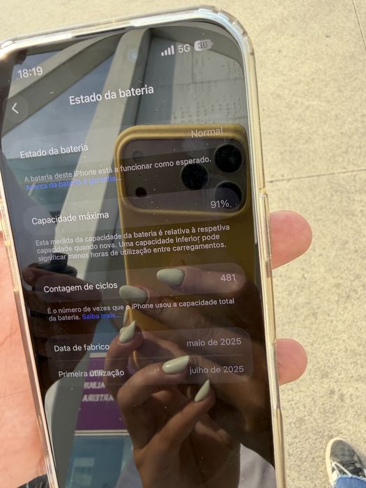 Iphone 16 pro, fez 1 ano agora em julho