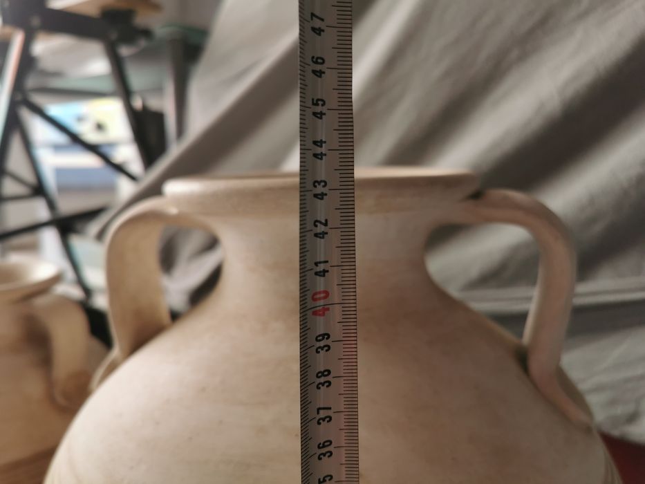 Vendo jarroes em cerâmica