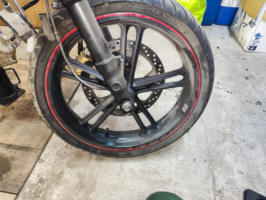 Yamaha yzf r125 . 2008-2014,  2010 cała na części plastiki rama itp.