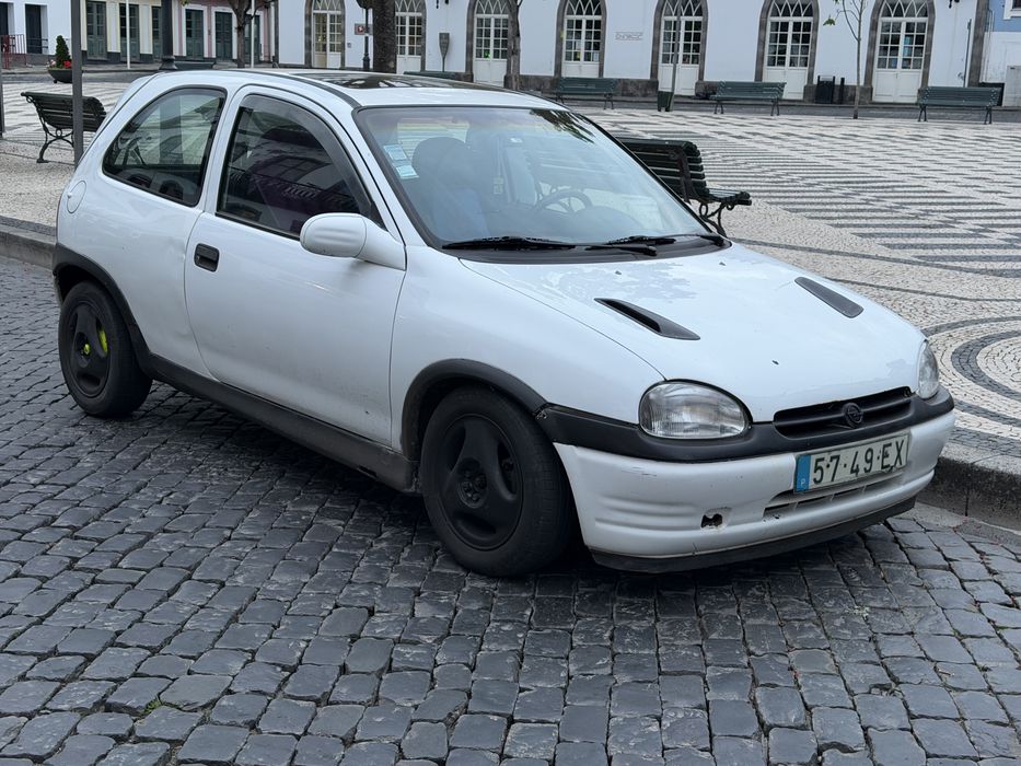 Vendo opel corsa B 1.5 td