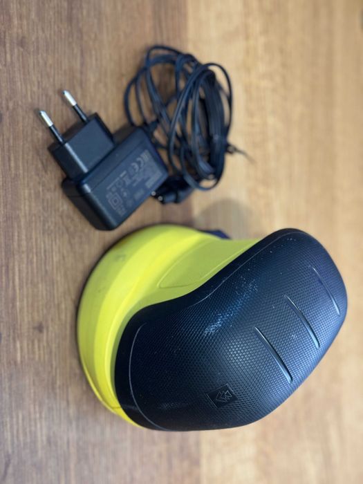 Elektryczna skrobaczka do szyb samochodu Karcher EDI 4 obrotowa