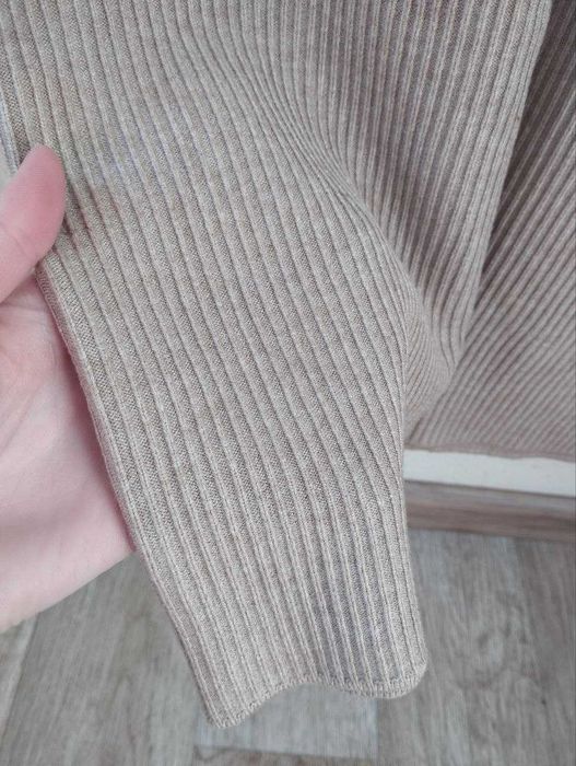 Нова трикотажна спідниця в рубчик