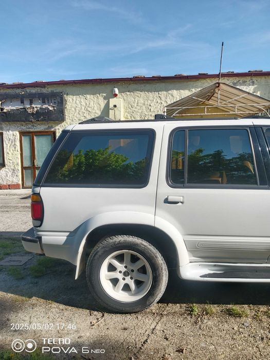 Продаю/Обміняю власний Форд Експлоуер 2 95р. v6 4.0 в гарному стані