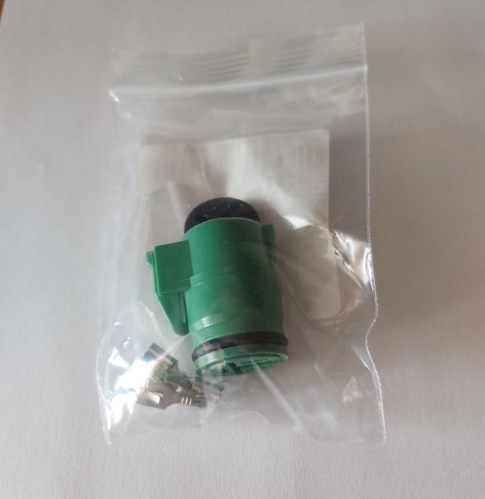 Okrągła  wtyczka  alternatora  3 pin