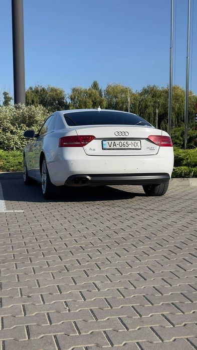 AUDI A5 2012 VIN WAUVFAFR1CA012279 фото оголошення 4 з 12