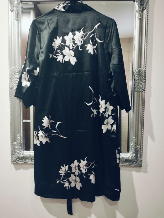 Satynowy szlafrok damski