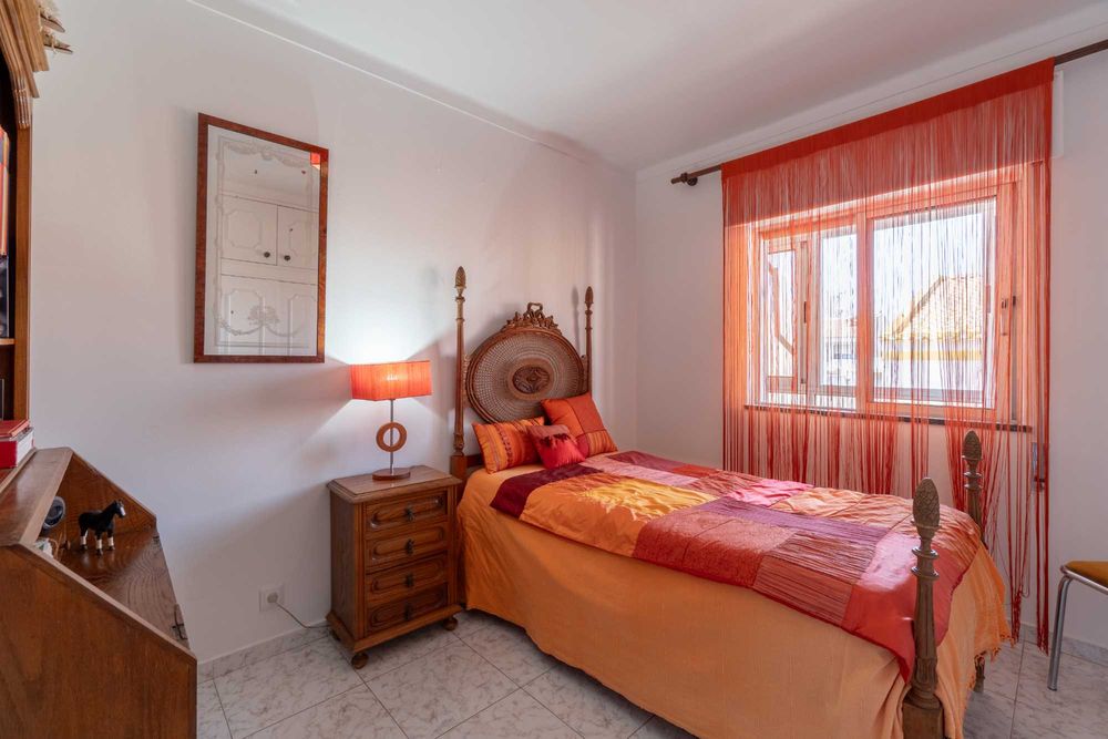 Apart T3 totalmente renovado 2 wc e marquise em Vila Real Sto. António