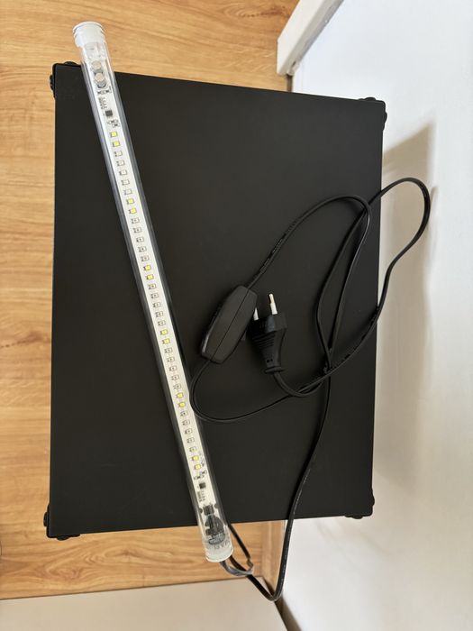 Lampa akwarystyczna