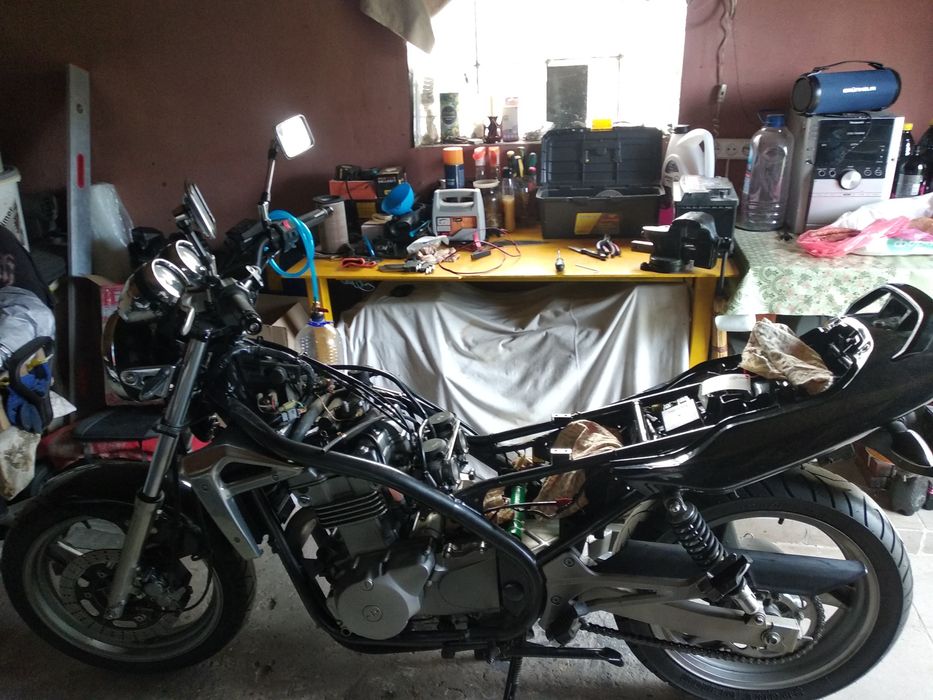 Продам Kawasaki er-5