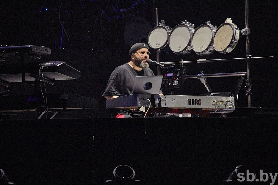 Продам Korg Triton