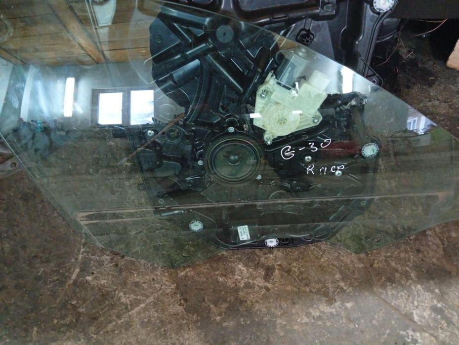 Дзеркало,стіклопідйомник,стікло,замок BMW G30