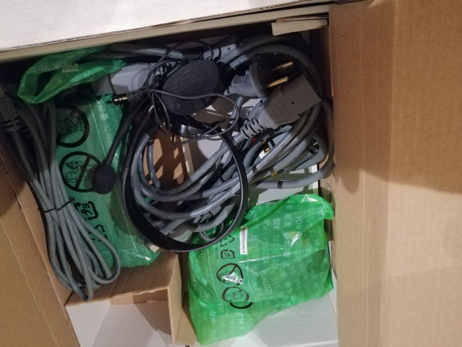 Xbox 360 elite em caixa