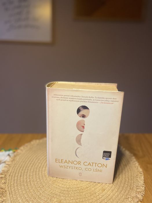 Eleanor Catton Wszystko co lśni booker unikat z autografem z podpisem