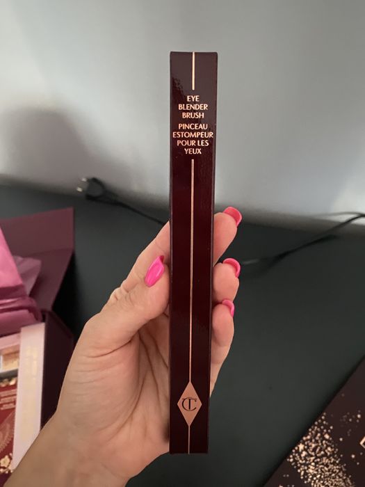 Pędzel charlotte tilbury