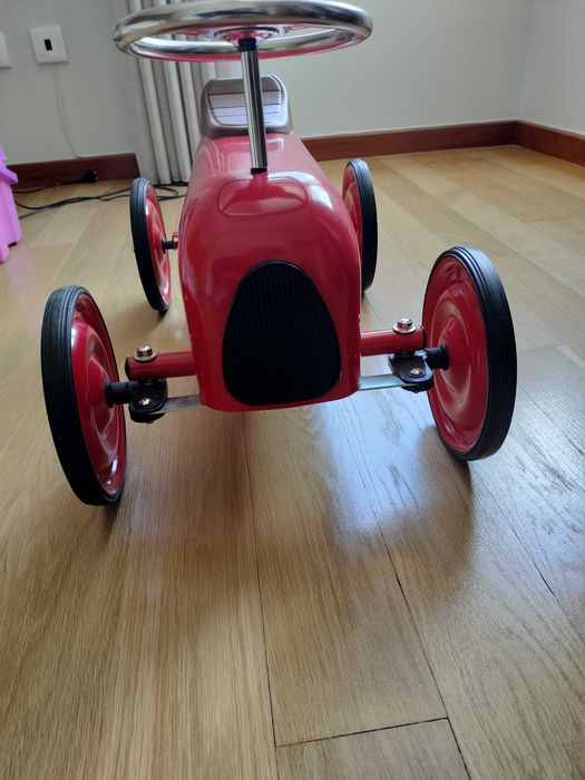Carro estilo Vintage Ride-on