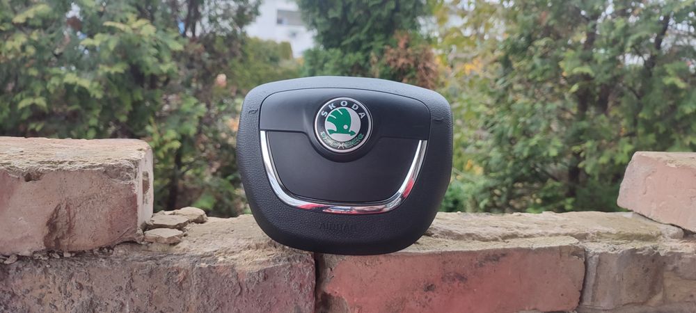 Подушка безпеки в кермо Шкода Октавіа А5 рестайлінг 1z0880201AH