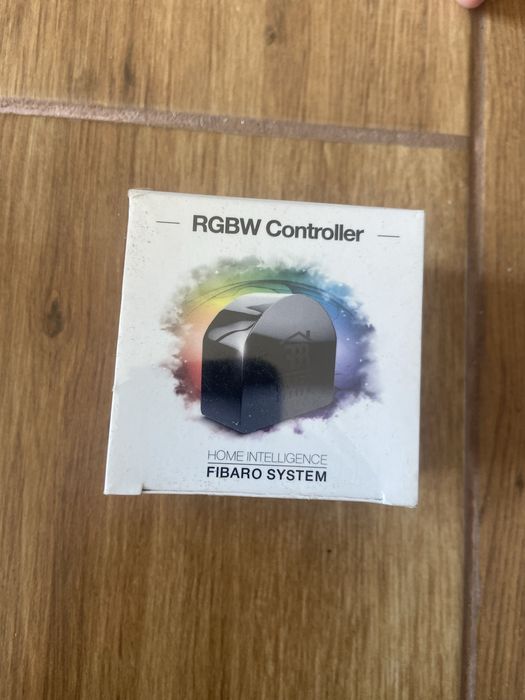 Fibaro home system RGBW controller