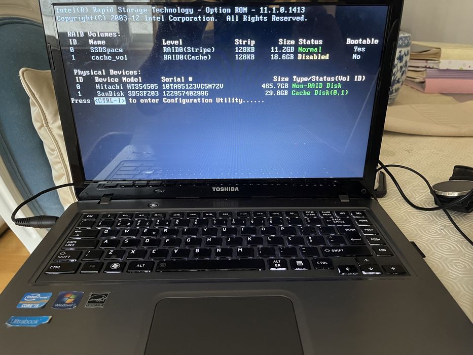 Portátil Toshiba SATELLITE U840-10M 8gb