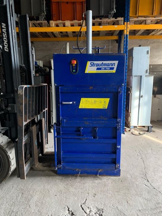 Belownica prasa do makulatury folii kartonu Strautmann EK700 230v