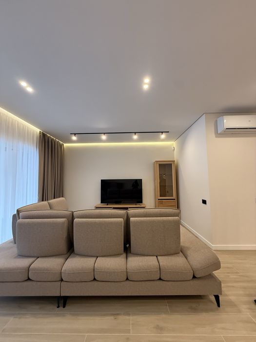 Продаж новенького котеджу з ремонтом