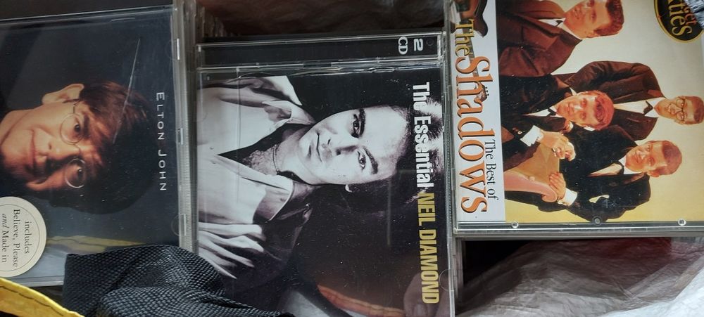 Vendo colecção de cds Pop Rock da Planeta Agostini
