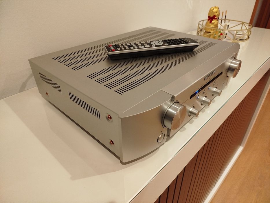 Amplificador Marantz PM6006 - (Reservado)