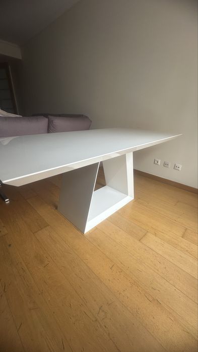 Mesa de jantar italiana