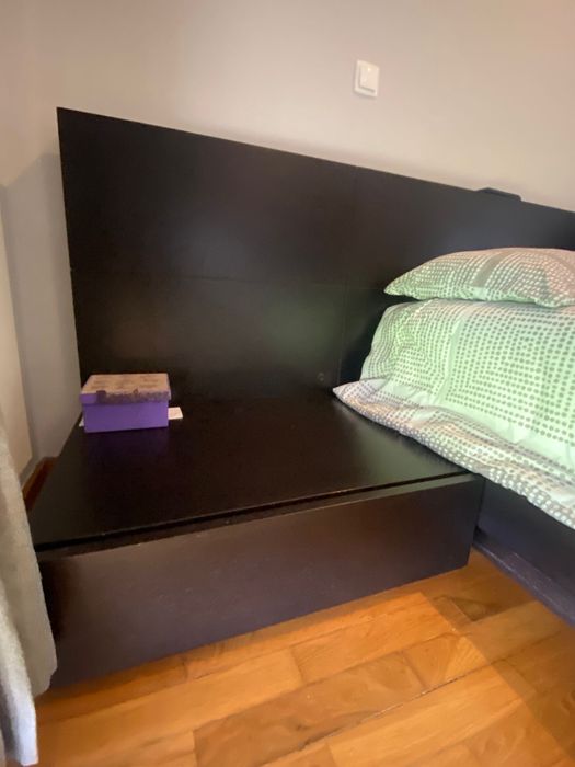 Cama de casal (200cm x 160cm)