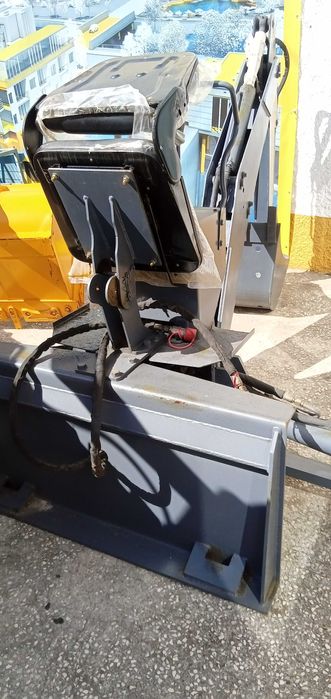 Braço retroescavador