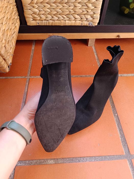 Bota preta cano baixo