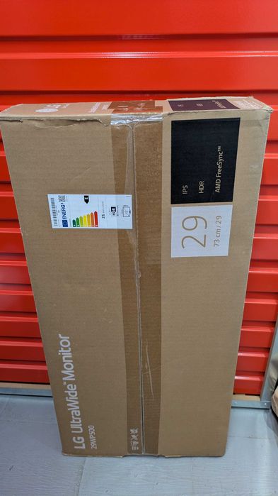 29" LG Ultrawide Monitor 29WP500
