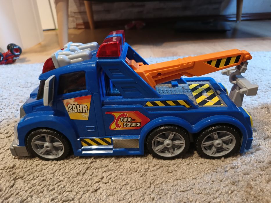 Duże samochody zabawki