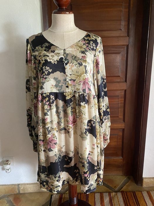 Vestido curto Mango tamanho S