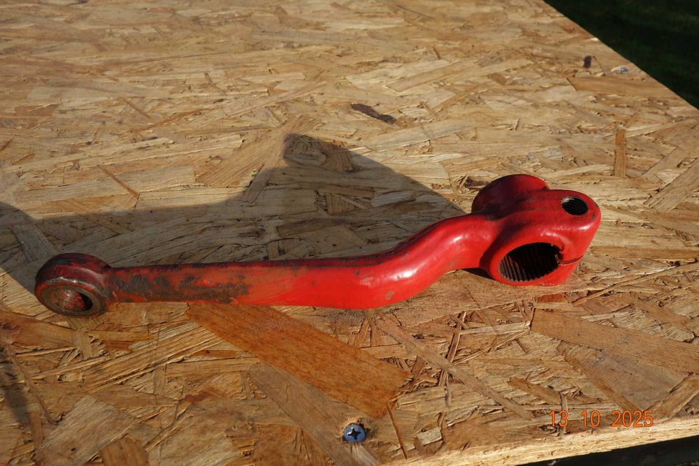 Oryginalne ramię kolumny kierowniczej długie Władimirec T25