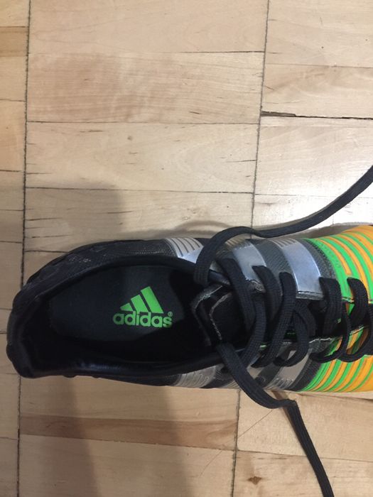 Футбольные бутсы Adidas