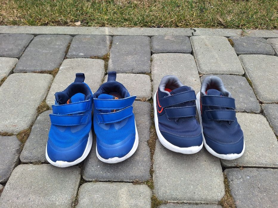 Кросівки Nike 23.5 розмір 13 см, 2 пари