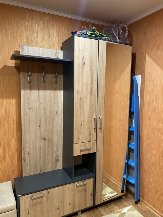 Продам шафу (Прихожа)